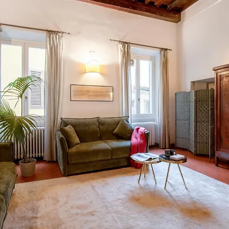 Rondinelli Charme Bijoux - Elegance In The Heart Of Daire